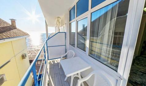 Стандарт трехместный. Гостиница Шторм, г. Сочи, п. Лазаревское