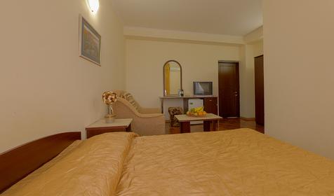 Стандарт трехместный. Отель Посейдон. Анапа, Витязево