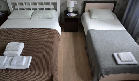 Семейный трехместный