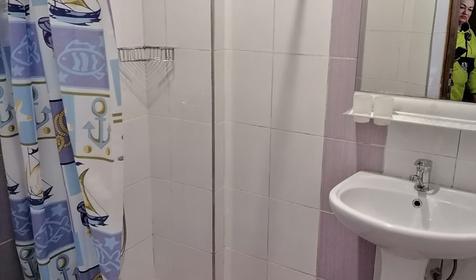 Стандарт повышенной комфортности. Гостиница "Аква-сити". Сочи, Лоо