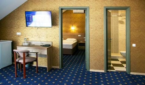 Люкс двухкомнатный. Отель "Ревю". Туапсе, Агой