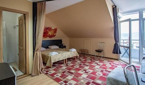 Полулюкс. Отель Центральный. Геленджик