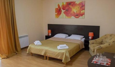 Улучшенный двухместный с балконом. Отель "Центральный". Геленджик