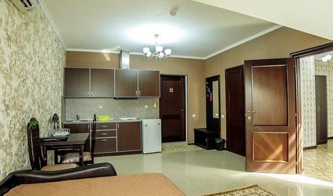 Улучшенный студио. Отель "Парадейсон". Геленджик