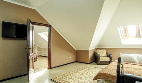 Улучшенный студио. Отель "Парадейсон". Геленджик