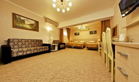 Семейный. Пансионат "Кристалл Уют". Анапа, Джемете