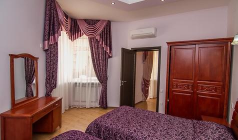 Люкс двухкомнатный с балконом