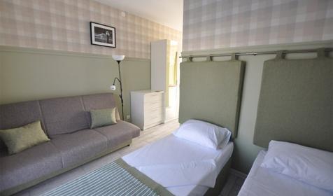 Комфорт четырехместный. Апарт-отель Gus House (Гус Хаус). Сочи