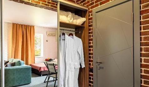 Studio четырехместный