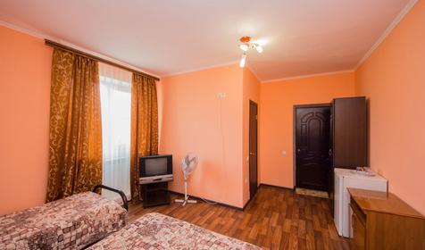 Эконом трехместный