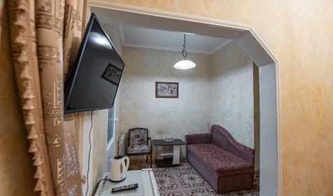 Семейный трехместный