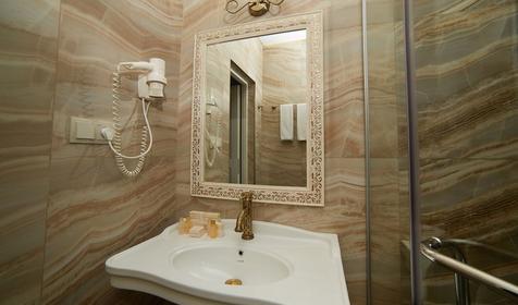 Люкс двухкомнатный. Гостиничный комплекс Вилла Анна, г. Сочи