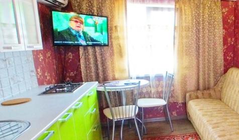 Полулюкс двухкомнатный. Мини-гостиница "Розовый фонтан". Анапа, Джемете