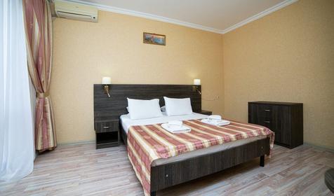 Люкс двухкомнатный четырехместный с балконом