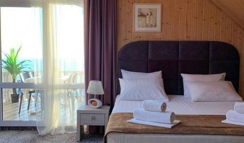 Комфорт двухместный с балконом (вид на море)