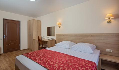 Стандарт Семейный трехместный