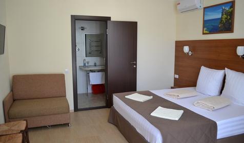 Стандарт двухместный. Гостиница "Южный дом". Геленджик