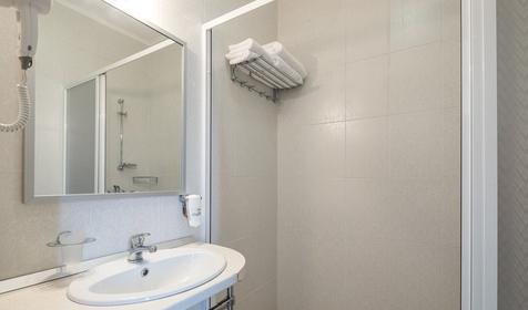 Стандарт двухместный. Гостиница "Южный дом". Геленджик