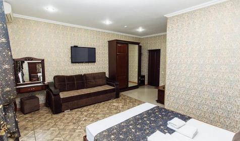 Комфорт 4-местный с балконом. Отель Аркадия Плюс, г. Сочи, Адлерский район