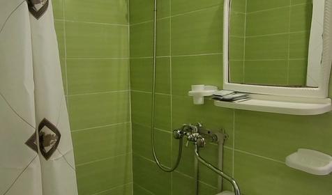 Трехместный