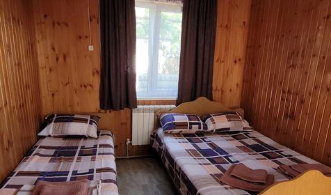 Трехместный