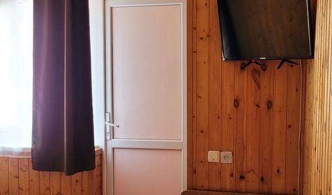 Трехместный