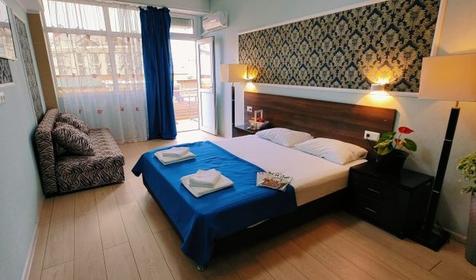 Полулюкс четырехместный с балконом