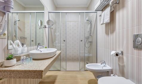 Семейный двухкомнатный трехместный с балконом (1 этаж)