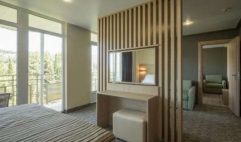 Люкс двухкомнатный двухместный (VIP корпус 2)