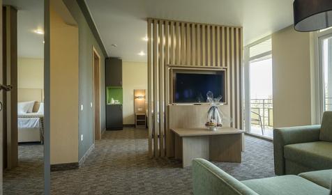 Люкс двухкомнатный двухместный (VIP корпус 2)