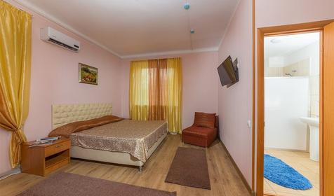 Стандарт трехместный. База отдыха Эко-курорт Юг. Геленджик, Кабардинка