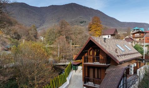 Коттедж 2-этажный 8-местный