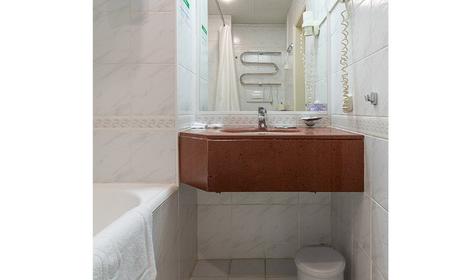 Двухместный номер 1 категории, корпус 2, курортный комплекс "Ямал", Туапсинский район, Небуг