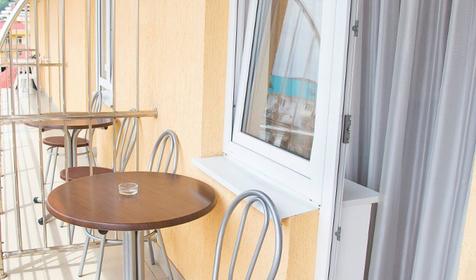 Стандарт с балконом