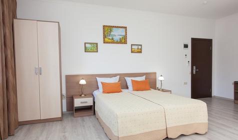 Стандарт в коттедже с балконом