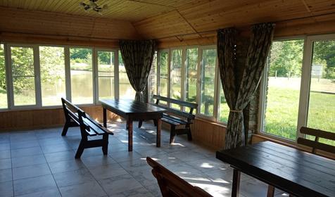 Лесной дворик