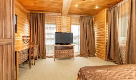 Сьют двухкомнатный с кухней