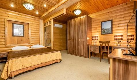 Сьют двухкомнатный с кухней