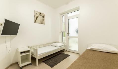 Сьют двухкомнатный с кухней