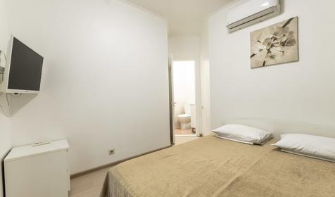 Сьют двухкомнатный с кухней