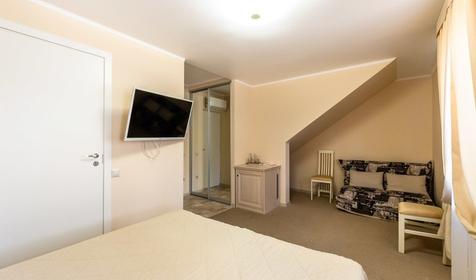 Эконом трехместный