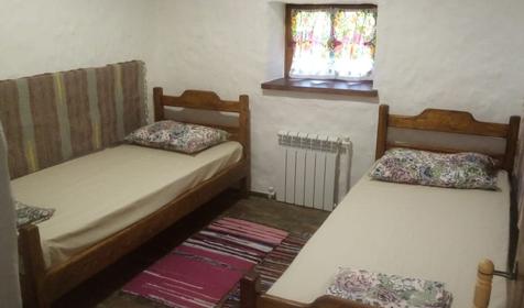 Саманные домики. Северская, Убинская