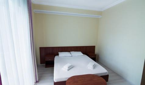 Номер трехместный