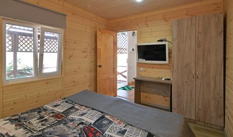 Четырехместный домик