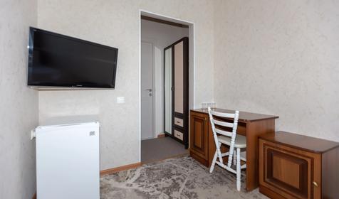 Трехместный стандарт с балконом №23