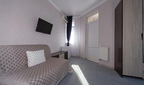 Семейный с балконом №24