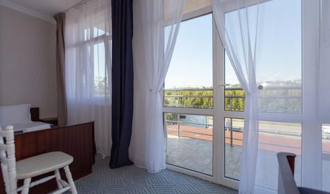 Семейный с балконом №24