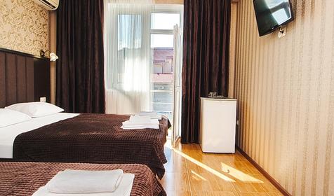 Трехместный с балконом