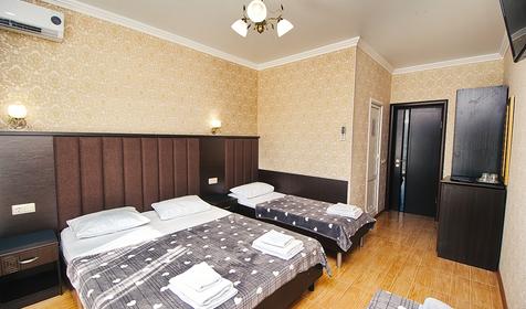 Четырехместный с балконом