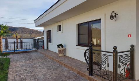 Стандарт в темных тонах